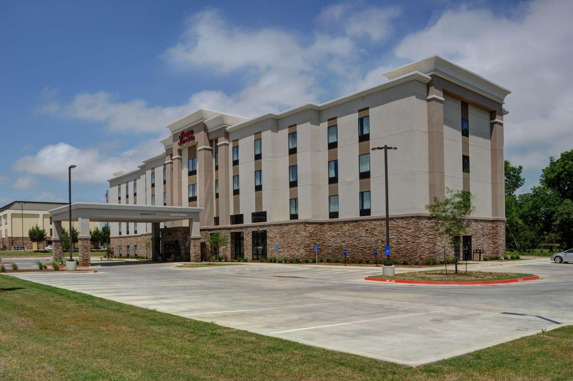 Hampton Inn & Suites Ардмор Экстерьер фото